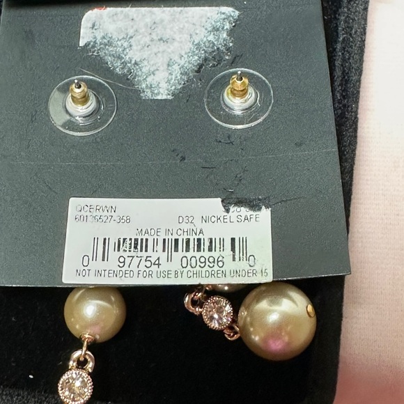 NWT Givenchy earrings. - Picture 4 of 5